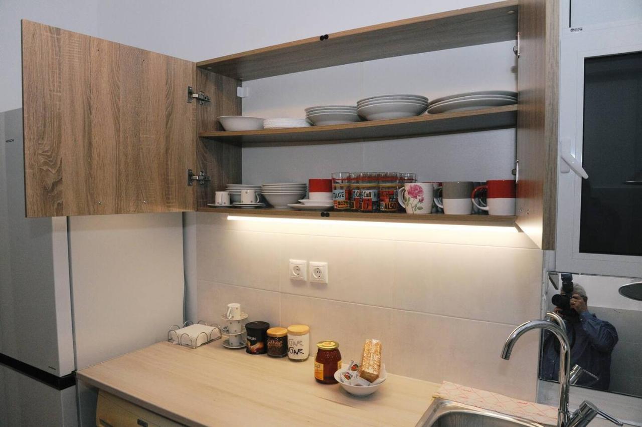 Freatida Apartment 比雷埃夫斯 外观 照片