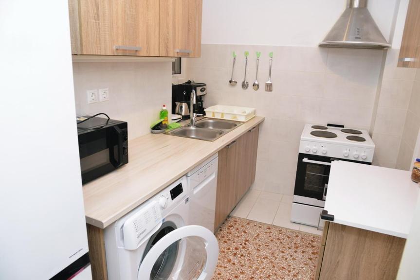Freatida Apartment 比雷埃夫斯 外观 照片